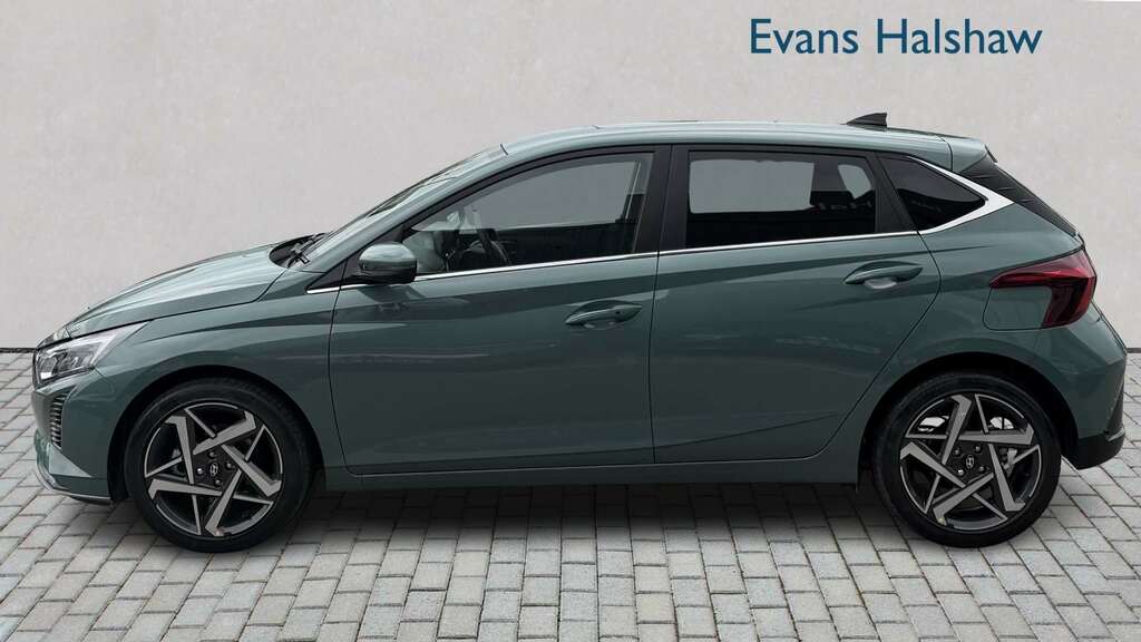 Hyundai I20 1.0T Gdi 90 Tech Line Dct 2026 Green #3