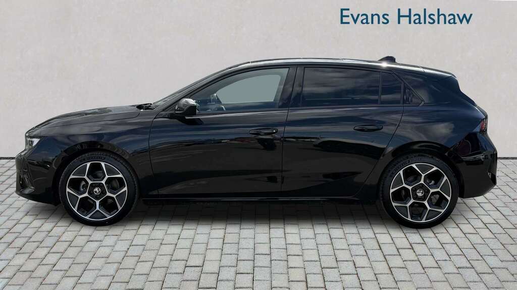 Vauxhall Astra 1.2 Turbo 130 Ultimate 2026 Black #3