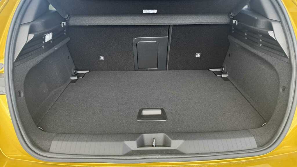 Vauxhall Astra 1.2 Turbo 130 Ultimate 2026 Yellow #6