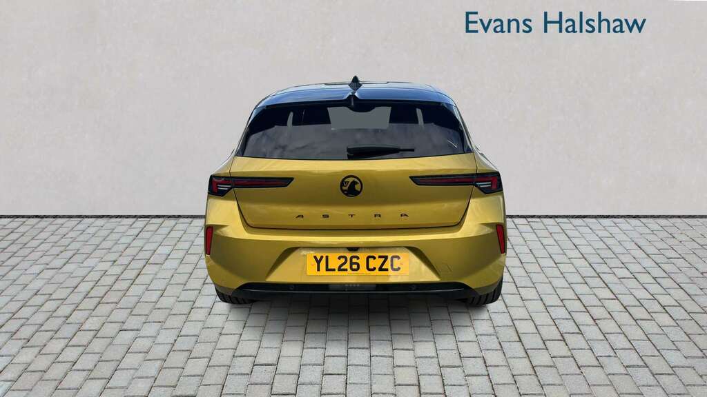 Vauxhall Astra 1.2 Turbo 130 Ultimate 2026 Yellow #4