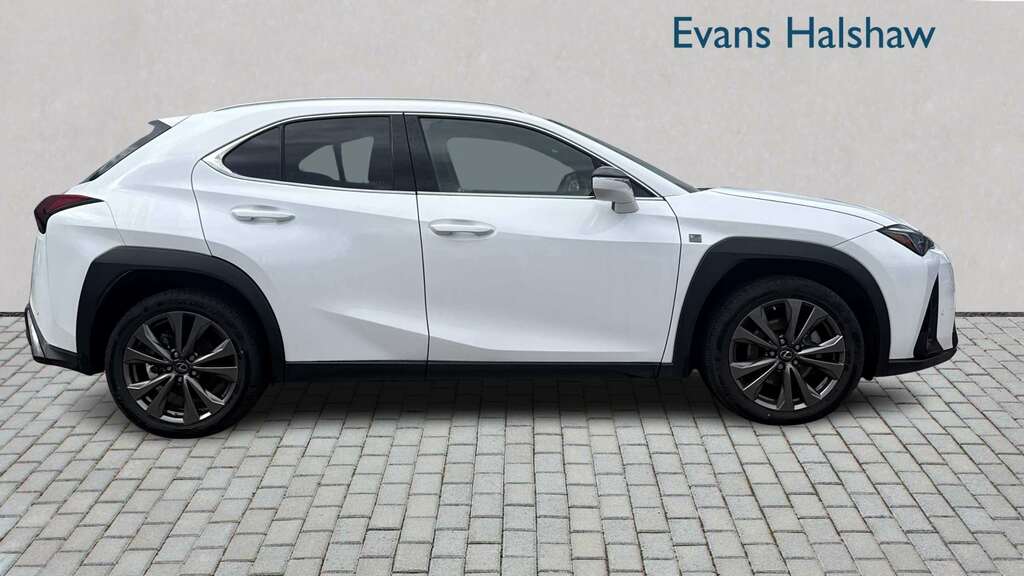 Lexus UX 250H 2.0 F-sport Design Cvt 2023 White #6