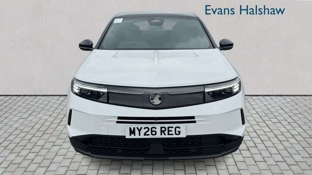 Vauxhall Grandland 1.2 Hybrid 145 Ultimate E-dct6 Fixed Roof 20 White #2
