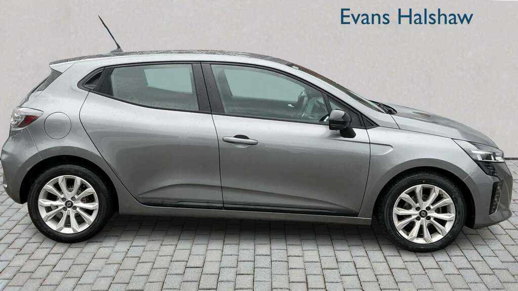 Renault Clio 1.0 Tce 90 Evolution 2024 Grey #3