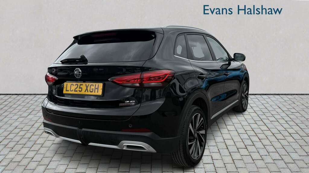 MG ZS 1.5 Hybrid Trophy 2025 Black #6