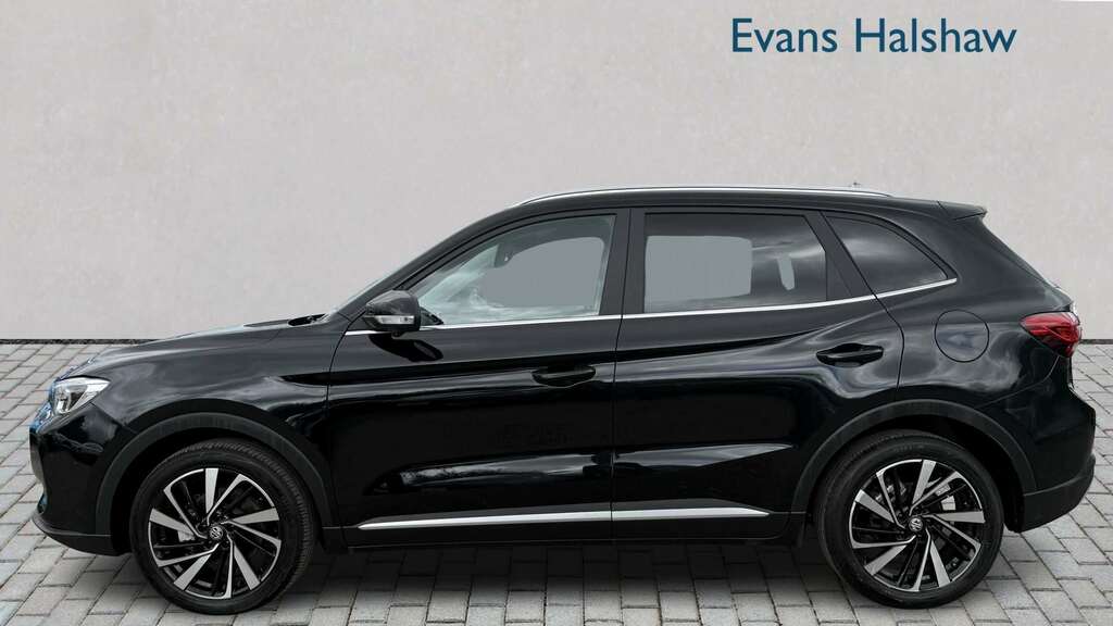 MG ZS 1.5 Hybrid Trophy 2025 Black #4