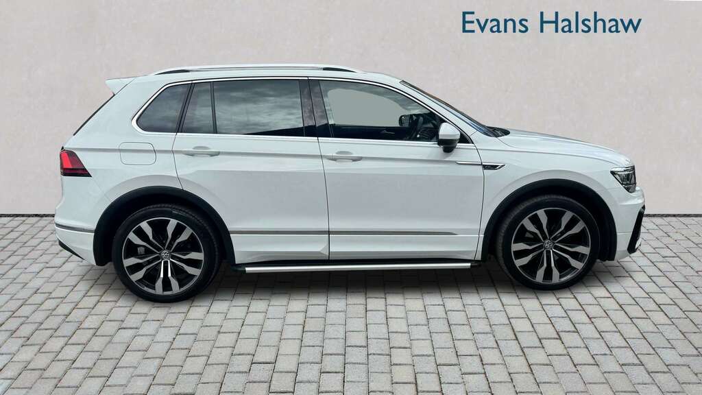 Volkswagen Tiguan 2.0 Tdi 150 4Motion R-line Dsg 2018 White #4