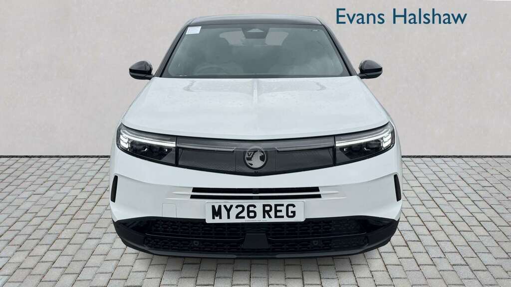Vauxhall Grandland 1.2 Hybrid 145 Ultimate E-dct6 Fixed Roof 20 White #2