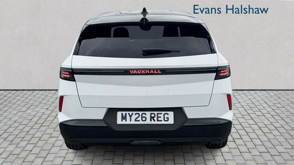 Vauxhall Grandland 1.2 Hybrid 145 Ultimate E-dct6 Fixed Roof 20 White #5