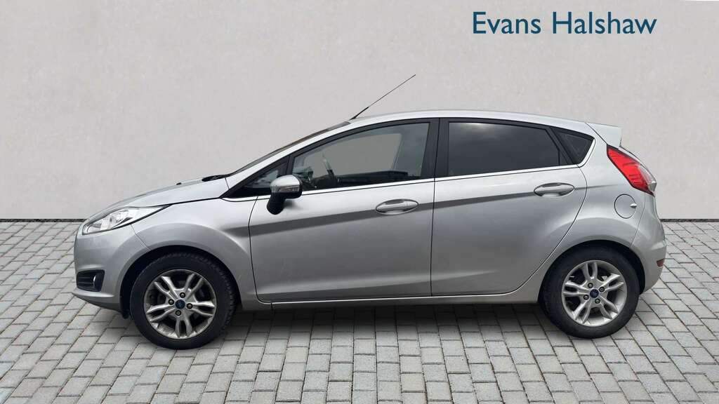 Ford Fiesta 1.25 82 Zetec 2015 MX15WTZ Silver #3