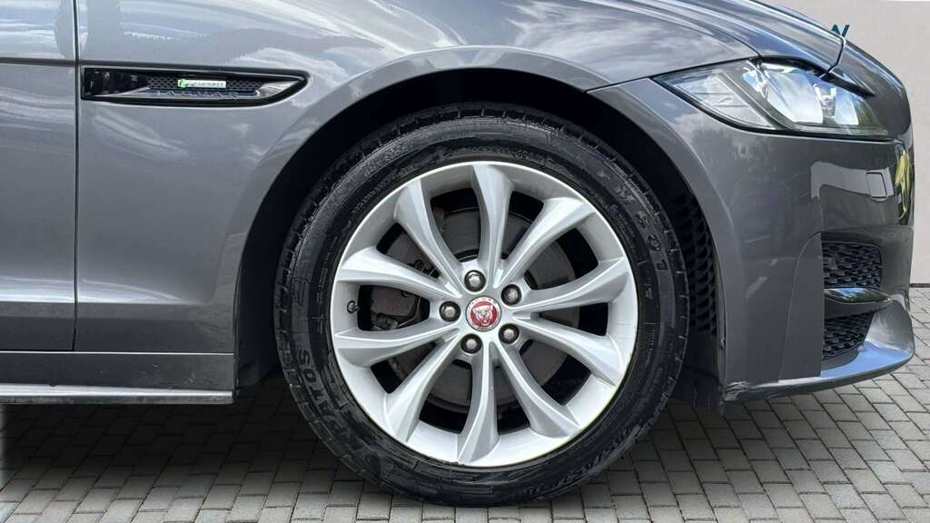 Jaguar XF 2.0D 180 R-sport 2015 Grey #6