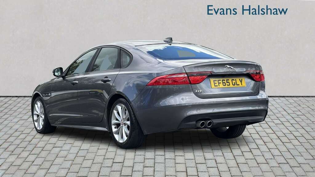Jaguar XF 2.0D 180 R-sport 2015 Grey
