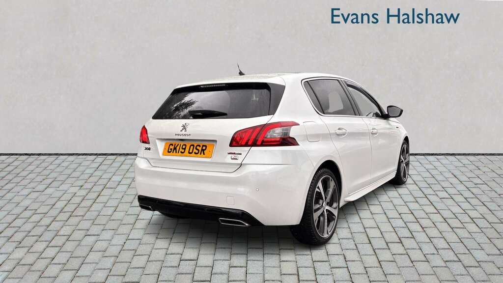 Peugeot 308 1.2 Puretech 130 Gt Line 2019 White #2