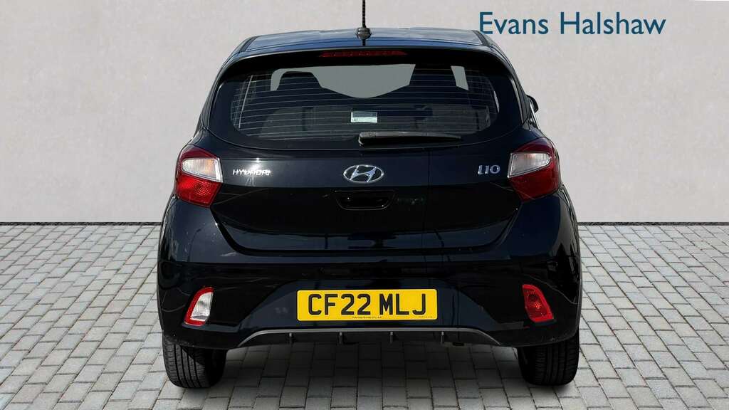 Hyundai I10 1.2 Mpi Se Connect 2022 Black #4