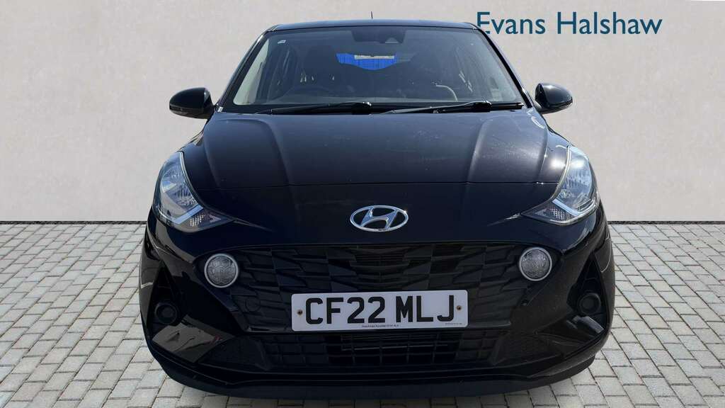 Hyundai I10 1.2 Mpi Se Connect 2022 Black #3