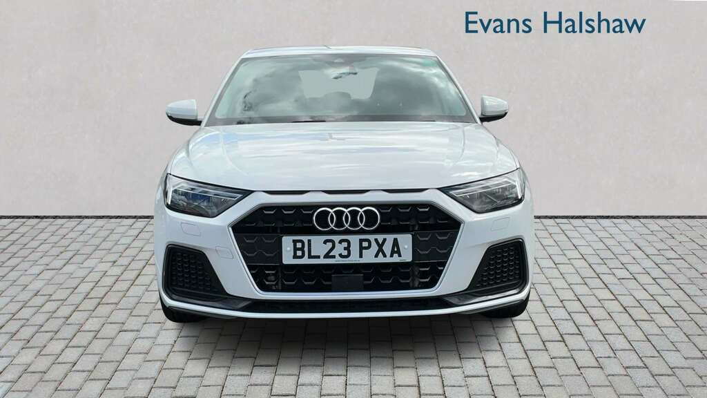 Audi A1 30 Tfsi 110 Sport S Tronic 2023 White #4