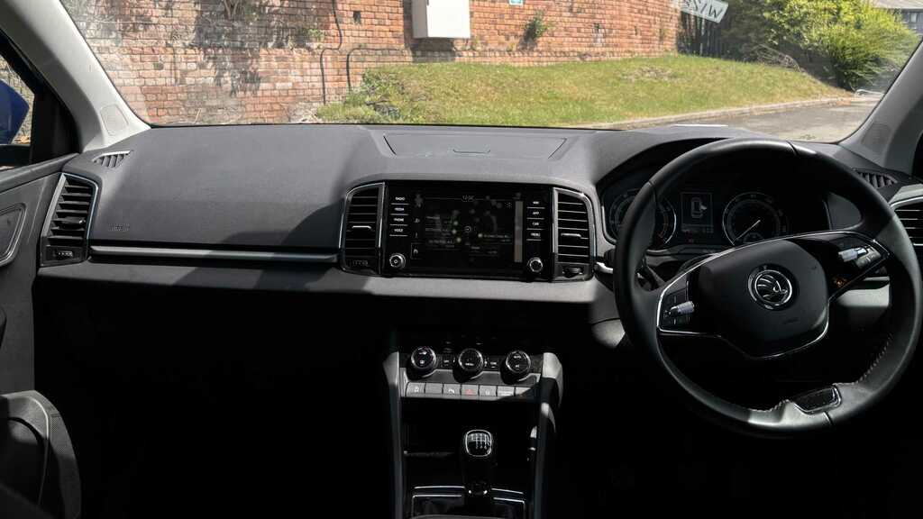 Skoda Karoq 1.5 Tsi Se Technology 2021 Blue #4