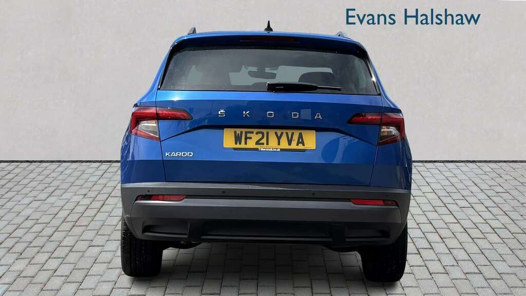Skoda Karoq 1.5 Tsi Se Technology 2021 Blue #3