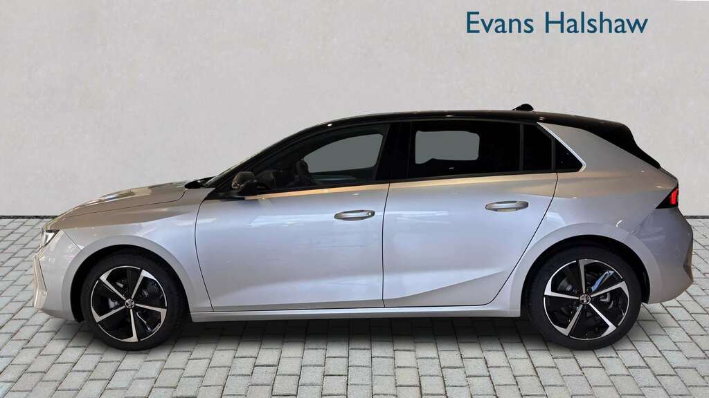 Vauxhall Astra 1.2 Turbo 130 Griffin 2026 CF26UWN White #6
