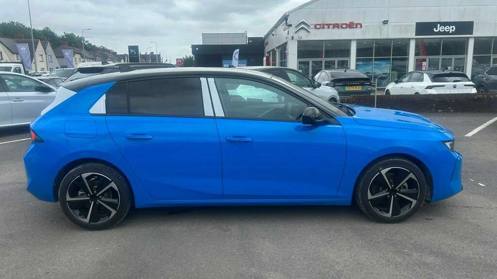 Vauxhall Astra 1.2 Turbo 130 Griffin 2026 Blue #2