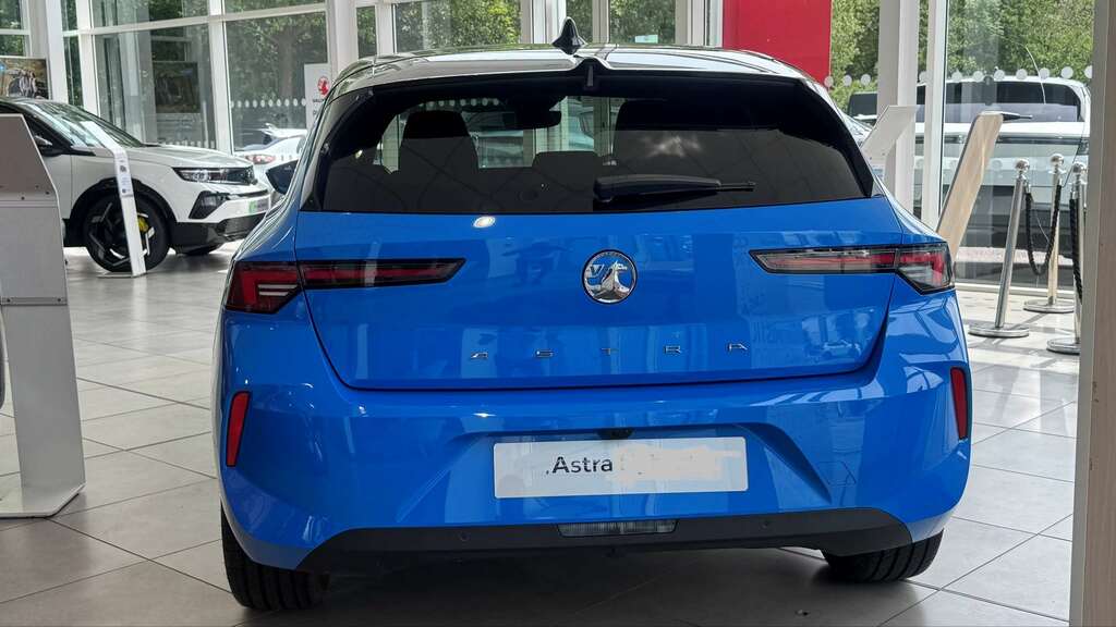 Vauxhall Astra 1.2 Turbo 130 Griffin 2026 Blue #4