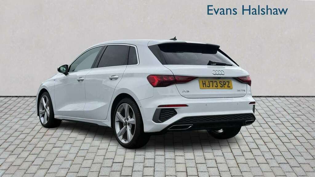 Audi A3 35 Tfsi S Line 2023 HJ73SPZ White #5