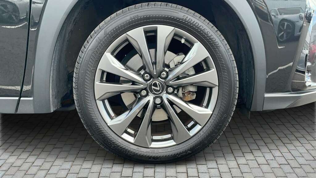 Lexus UX 250H 2.0 F-sport Design Cvt 2023 BM23NUW Black #4