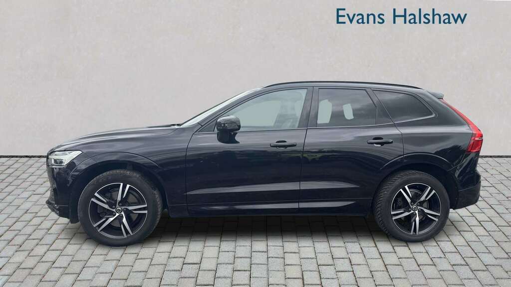 Volvo XC60 2.0 B5p 250 R Design Awd Geartronic 2020 Black #4