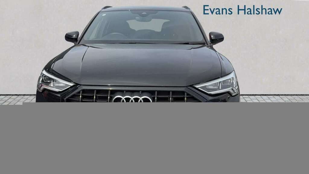 Audi Q3 35 Tfsi Black Edition 2023 CU23UGM Black #4