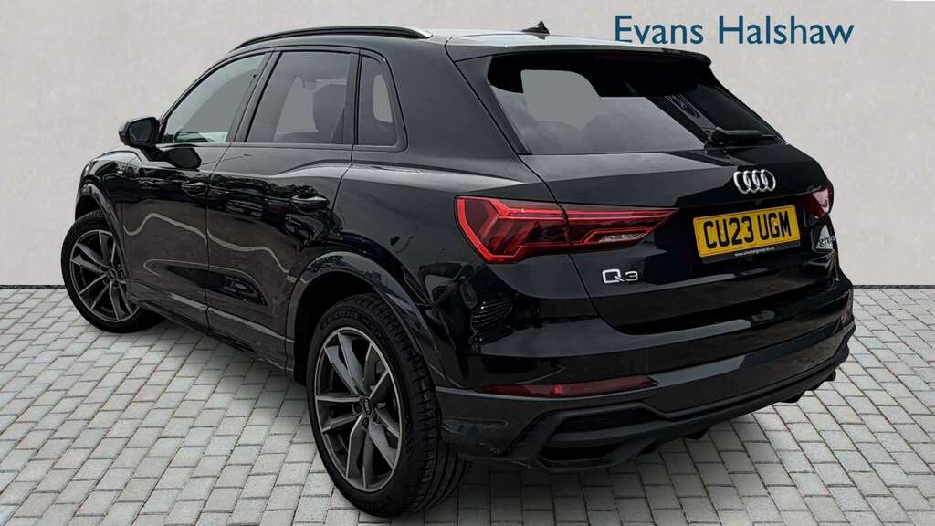 Audi Q3 35 Tfsi Black Edition 2023 CU23UGM Black #2