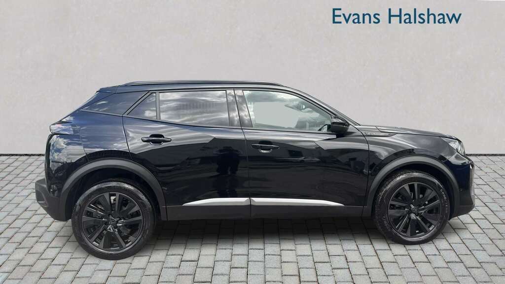 Peugeot 2008 1.2 Puretech 130 Gt Premium Eat8 2026 YL26DND Black #2