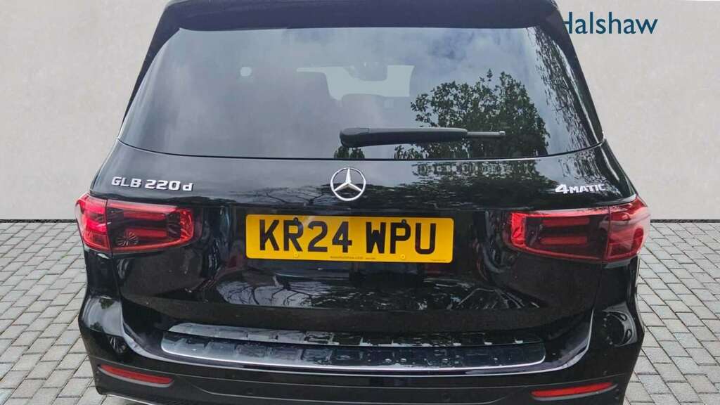 Mercedes-Benz GLB Class 220D 4Matic Amg Line Executive 8G-tronic 2024 KR24WPU Black #5