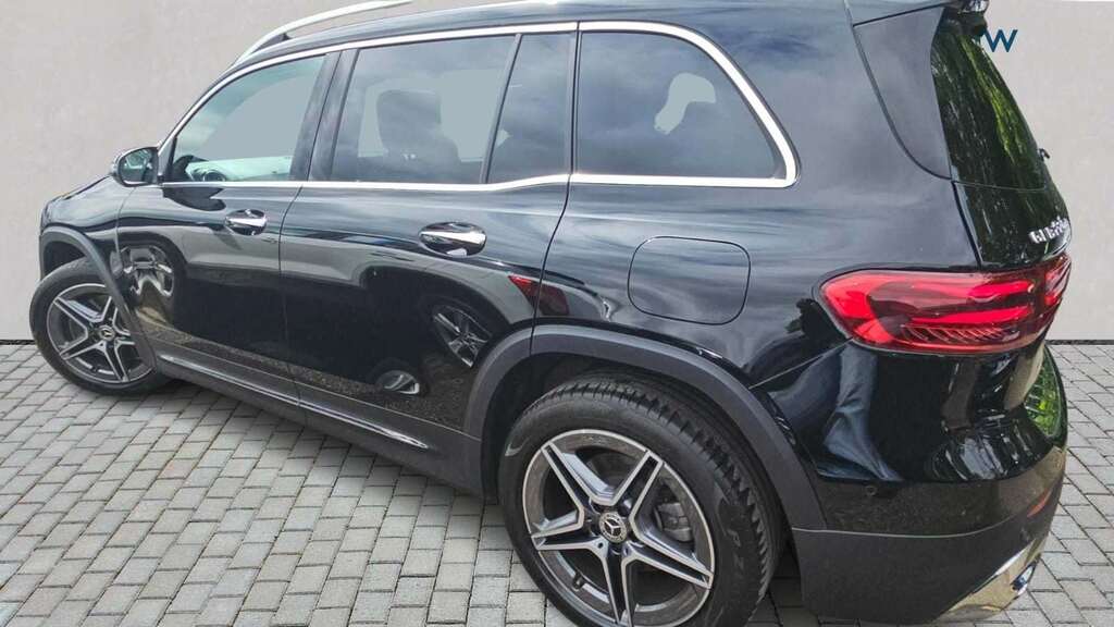 Mercedes-Benz GLB Class 220D 4Matic Amg Line Executive 8G-tronic 2024 KR24WPU Black #2