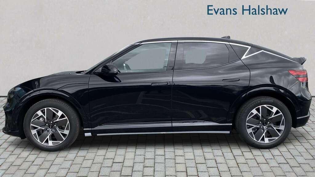 Genesis GV60 168Kw Pure 84Kwh 2026 Black #3