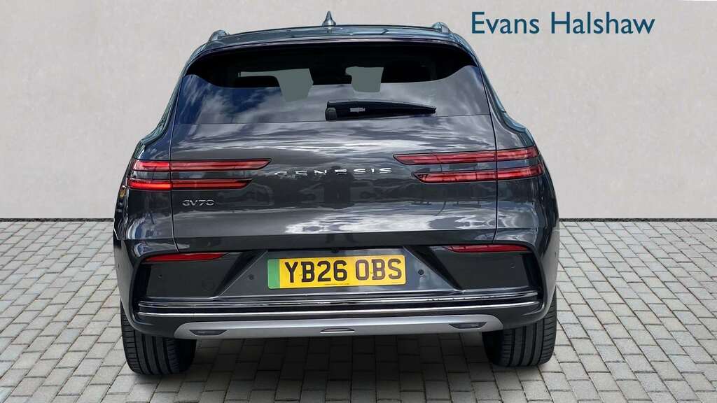 Genesis GV70 360Kw Dynamic 84Kwh Awd 2026 Grey #4