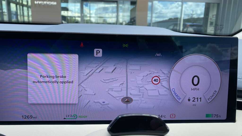 Genesis GV70 2.2D 201 Luxury Awd 2026 Green #10
