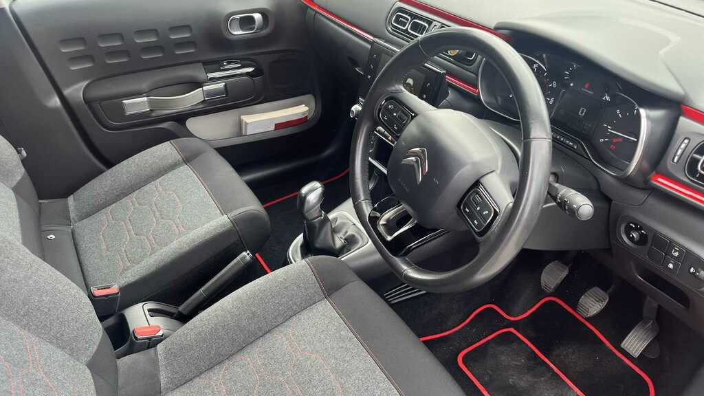 Citroen C3 1.2 Puretech Platinum Euro 6 White #4