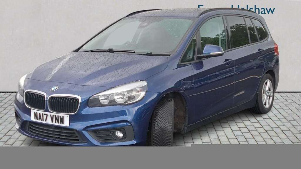 BMW 2 Series 216D Se 2017 Blue #3