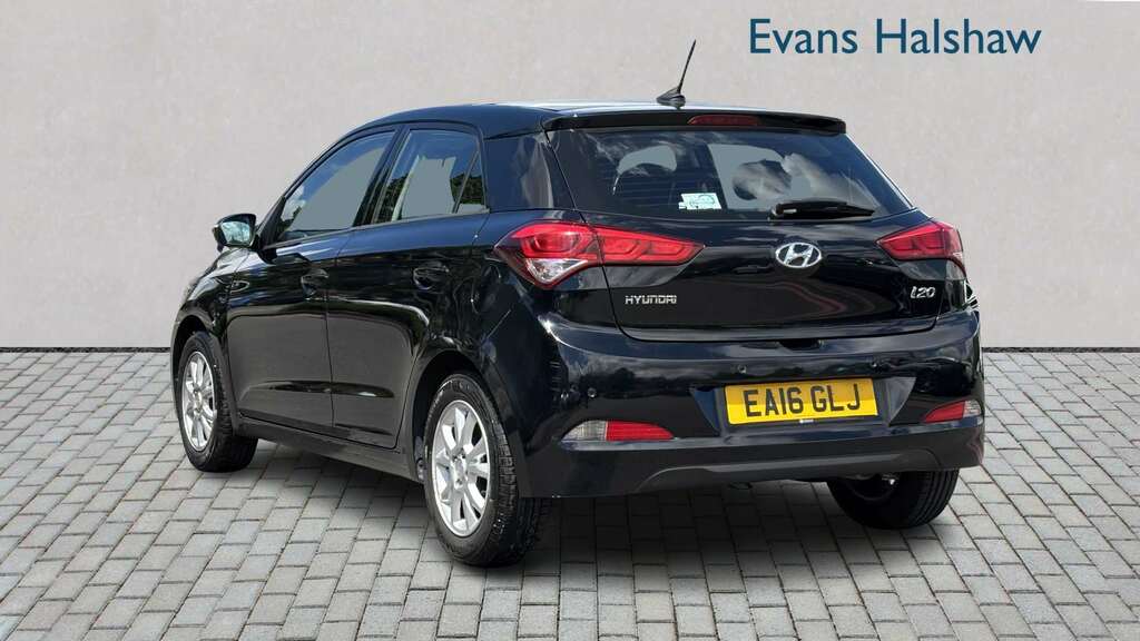 Hyundai I20 1.2 Se 2016 Black #2