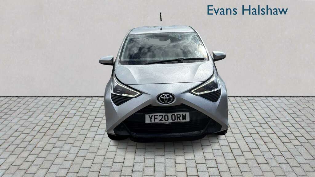 Toyota Aygo 1.0 Vvt-i X-play 2020 Silver #4