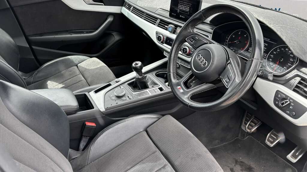 Audi A4 2.0 Tdi Ultra 190 S Line 2017 White #6