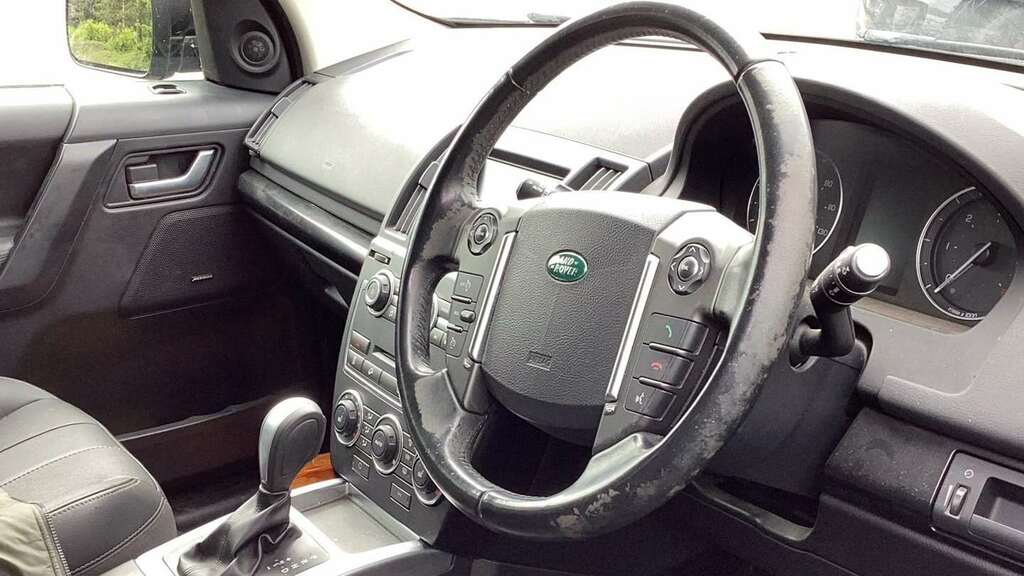 Land Rover Freelander 2.2 Sd4 Se Tech 2014 Black #2