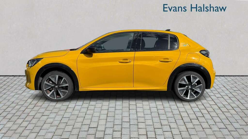 Peugeot e-208 100Kw Gt 50Kwh 2022 Yellow #3