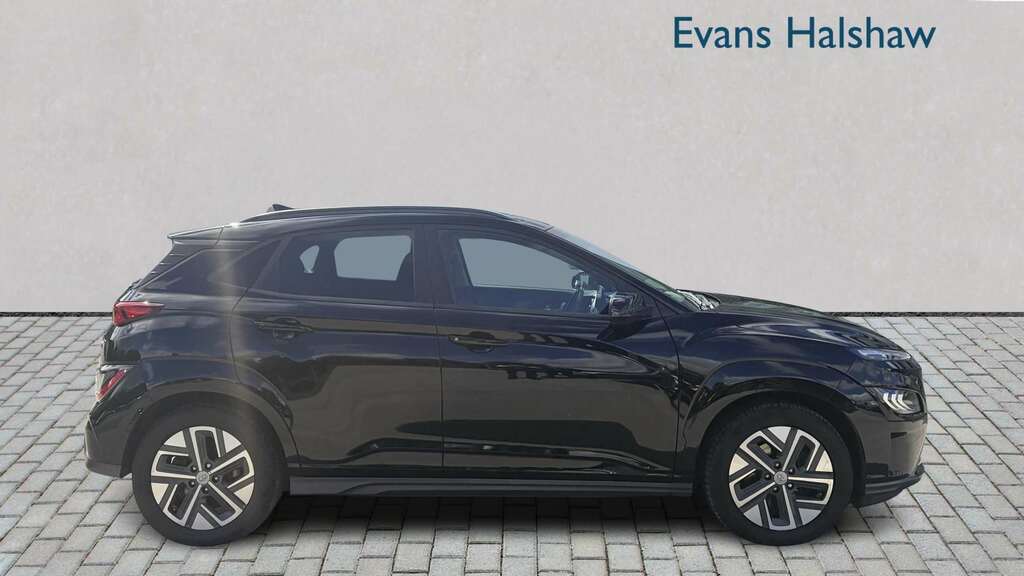 Hyundai Kona 150Kw Ultimate 64Kwh 2023 MM23UZG Black #4