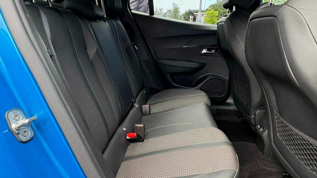 Peugeot e-2008 2008 Allure Premium Ev Black #9