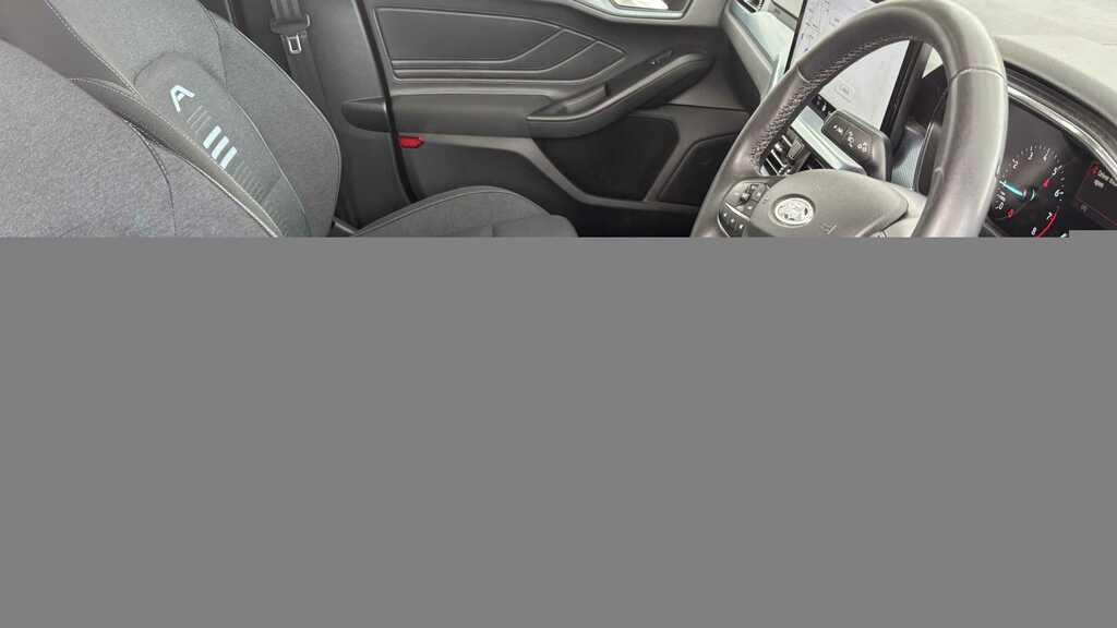 Ford Focus 1.0 Ecoboost Hybrid Mhev 155 Active 2023 FJ23OGF Red #6