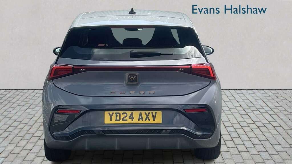 Cupra Born 150Kw V1 58Kwh 2024 Grey #2
