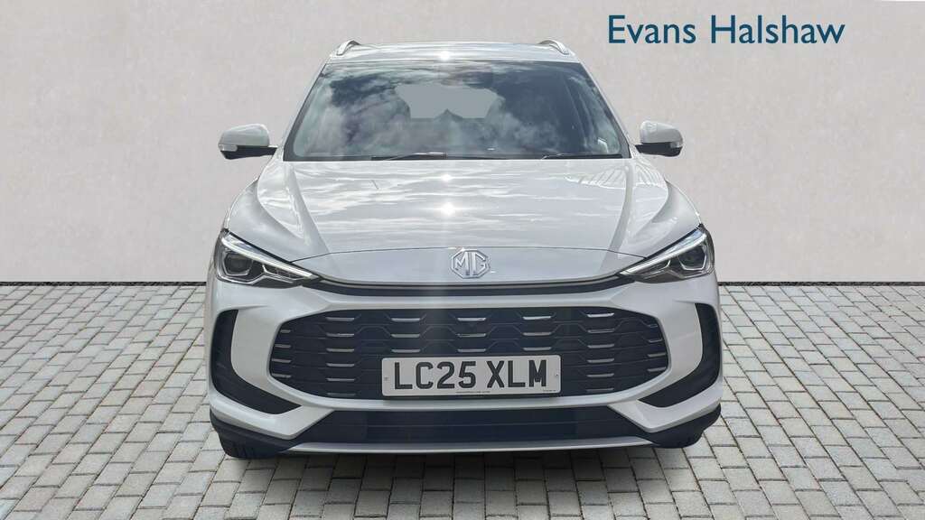 MG ZS 1.5 Hybrid Trophy 2025 White #4