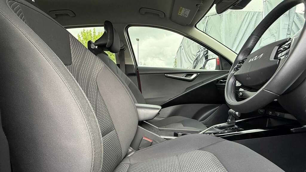 Kia Niro 1.6 Gdi Hybrid 2 Dct 2023 KN73RXF Red #3