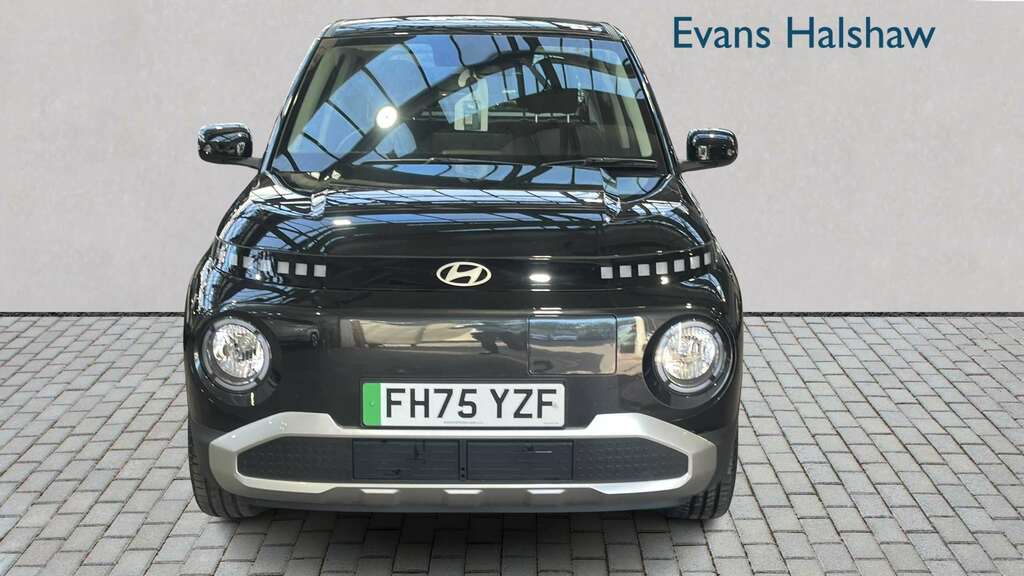 Hyundai Inster 85Kw 01 49Kwh 2026 Black #3