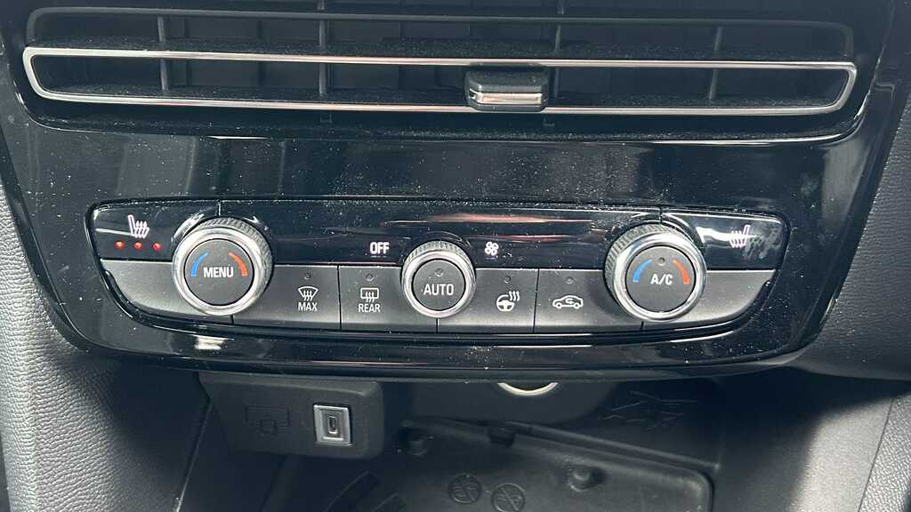 Vauxhall Mokka Ultimate White #14